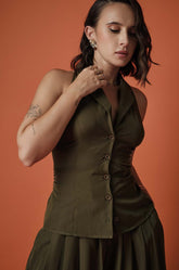 CINCHED WAIST SLEEVELESS TOP - OILVE